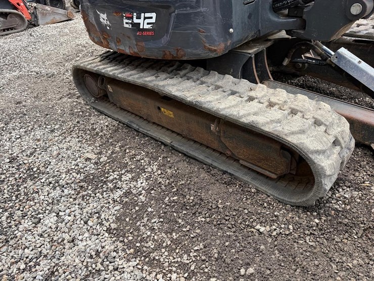 2023-bobcat-e42-image-11