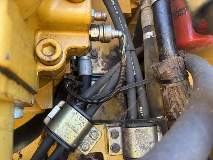 caterpillar-345c-image-56