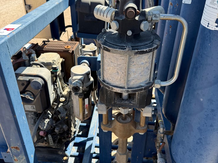 caterpillar-550-image-6