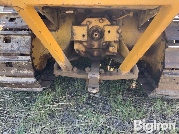 1947-caterpillar-d2-image-19
