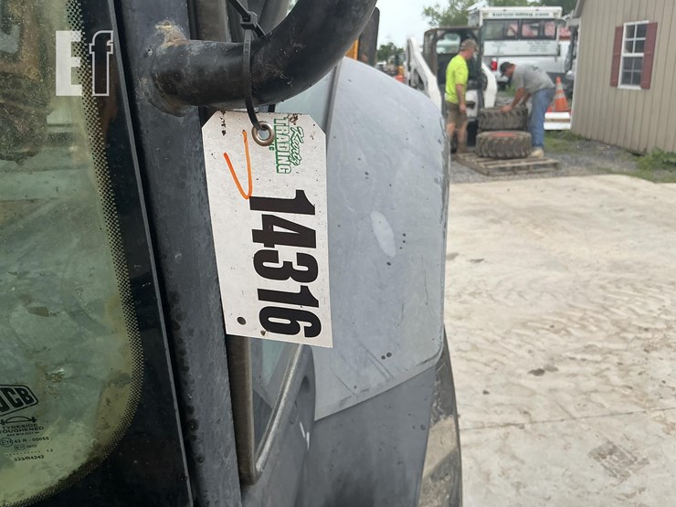 2016-jcb-3cx14-image-16