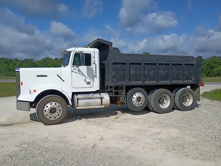 #24861-•-1988-freightliner-flc-dump-truck-image-3