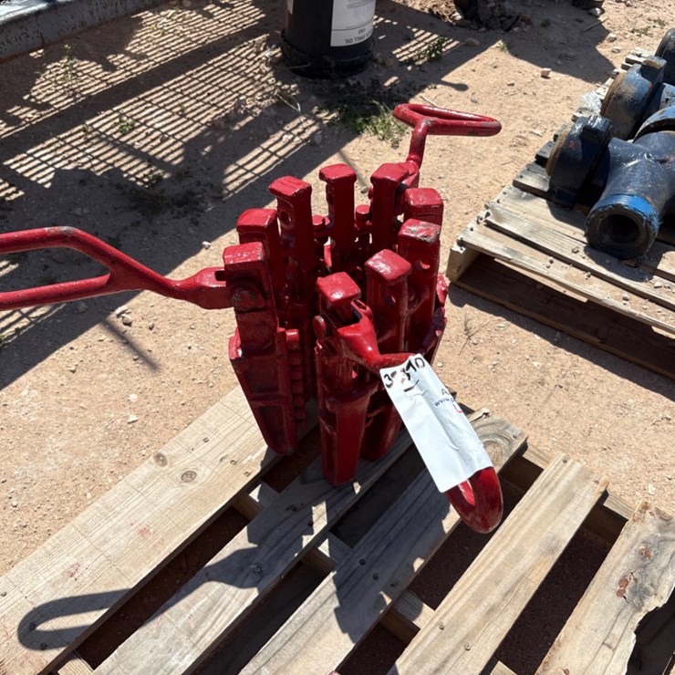 9-segment drill collar slips