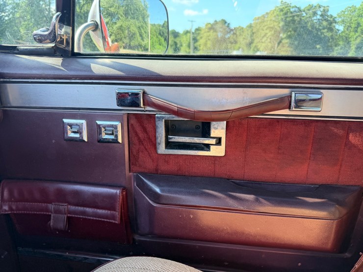 1986-chevrolet-k10-image-41