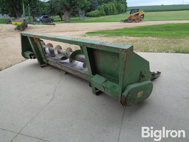 john-deere-444-image-5