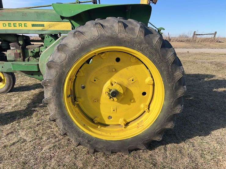 john-deere-720-image-62