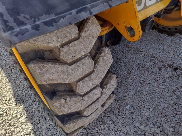 jcb-525-image-25