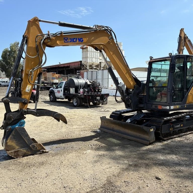 2022 XCMG XE80U