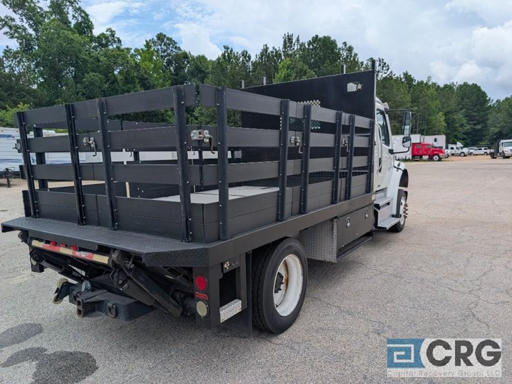 2012-freightliner-m2-stakebed-truck-image-28
