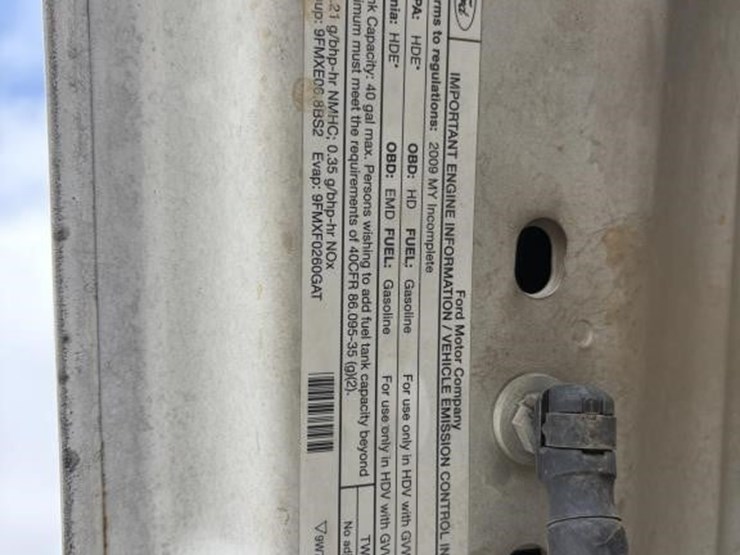 2009-ford-f550-xl-image-9