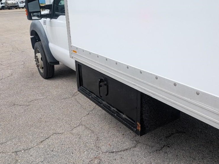 2016-ford-f550-image-13