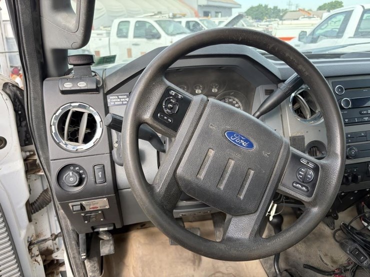 2012-ford-f450-image-16