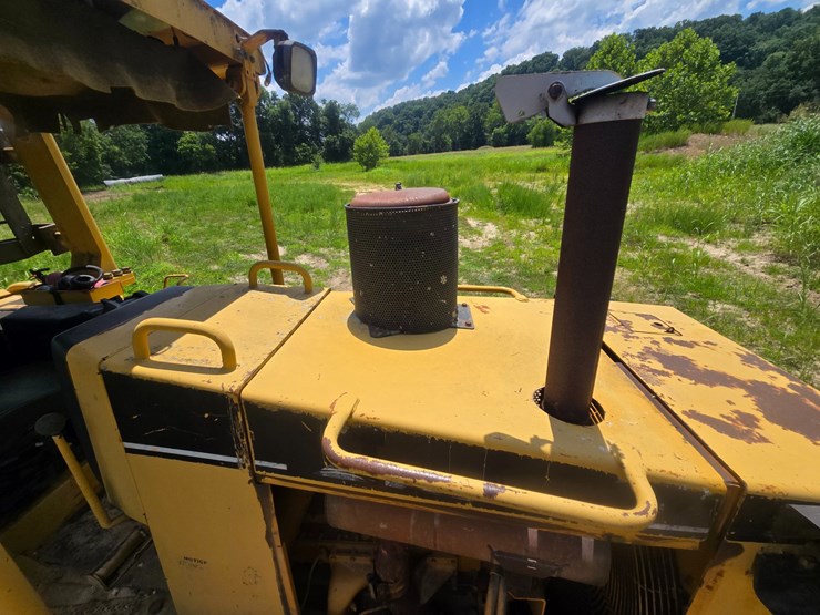 caterpillar-d6m-image-27