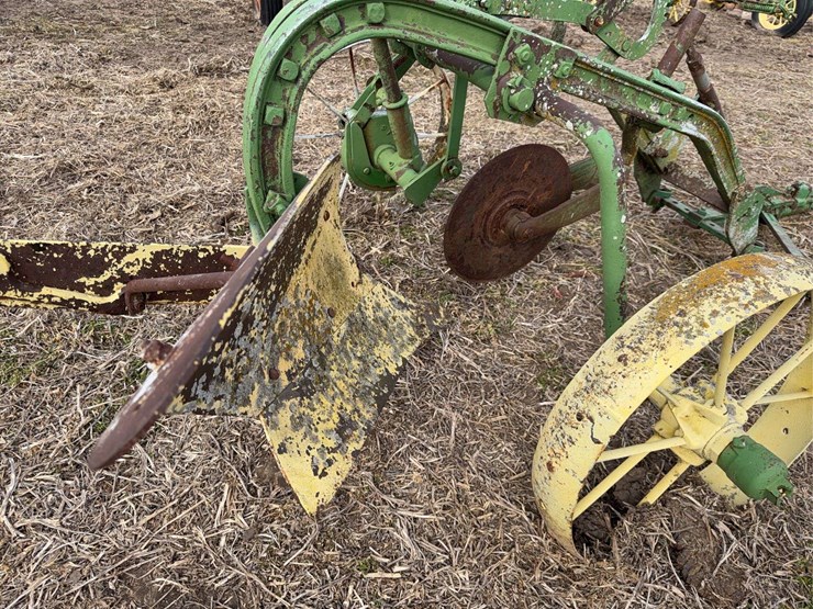 john-deere-one-bottom-plow-image-12