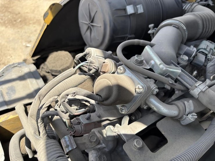 2020-caterpillar-2c6000-image-38