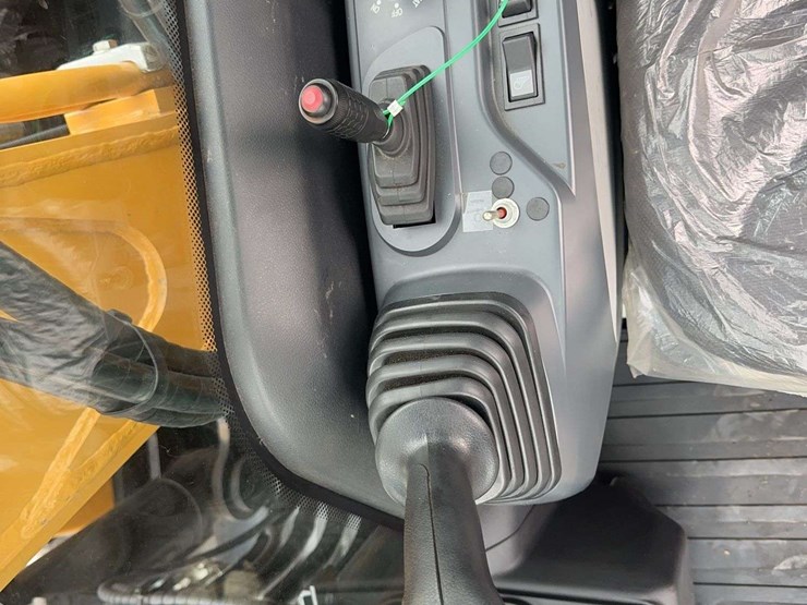 unused-2024-sany-sy135c-excavator-image-32