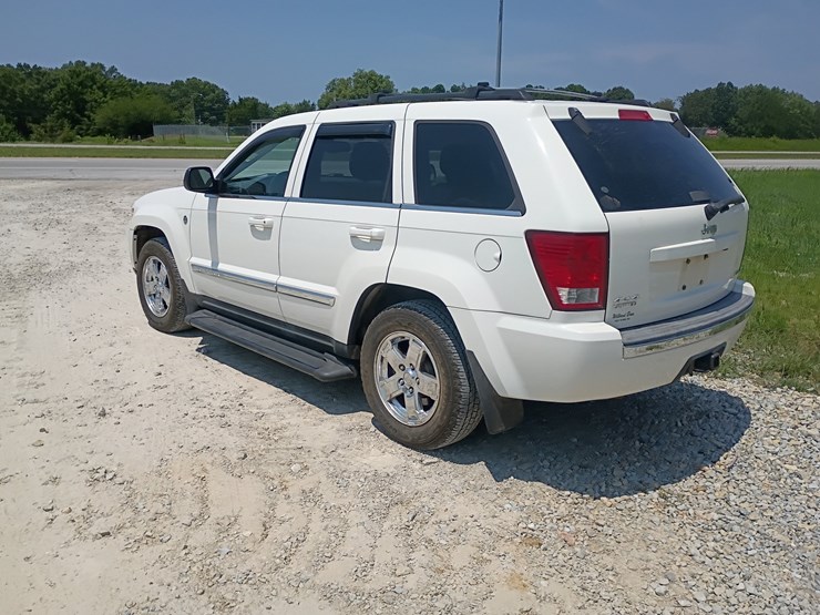 2007-jeep-grand-cherokee-image-5