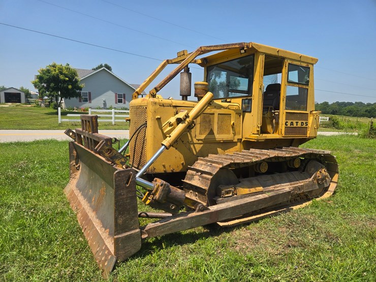 caterpillar-d5-image-3