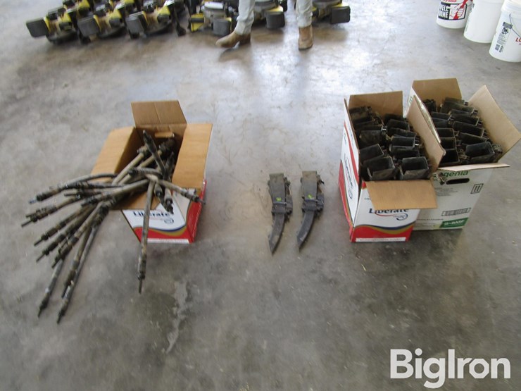 john-deere-24-image-6