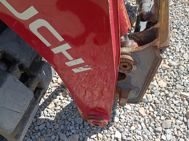 2023-takeuchi-tl10v2-image-69