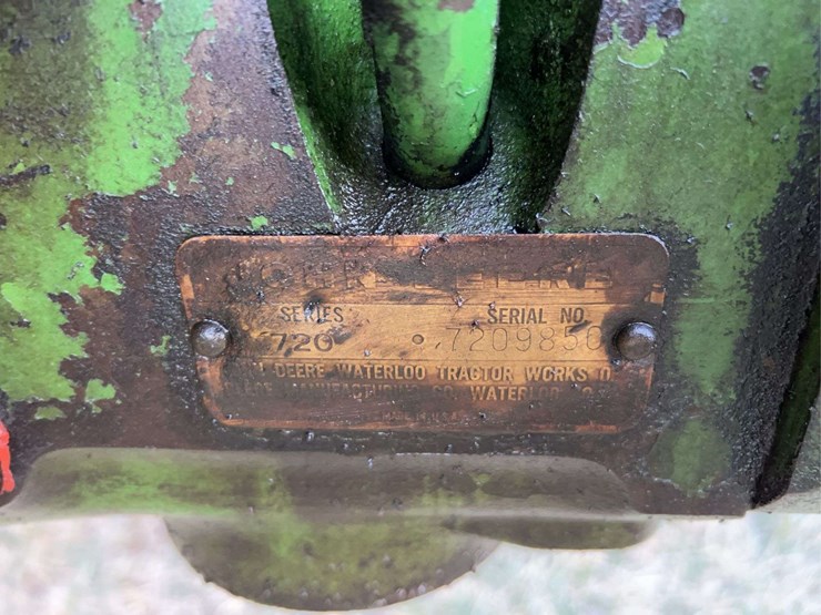 john-deere-720-image-65