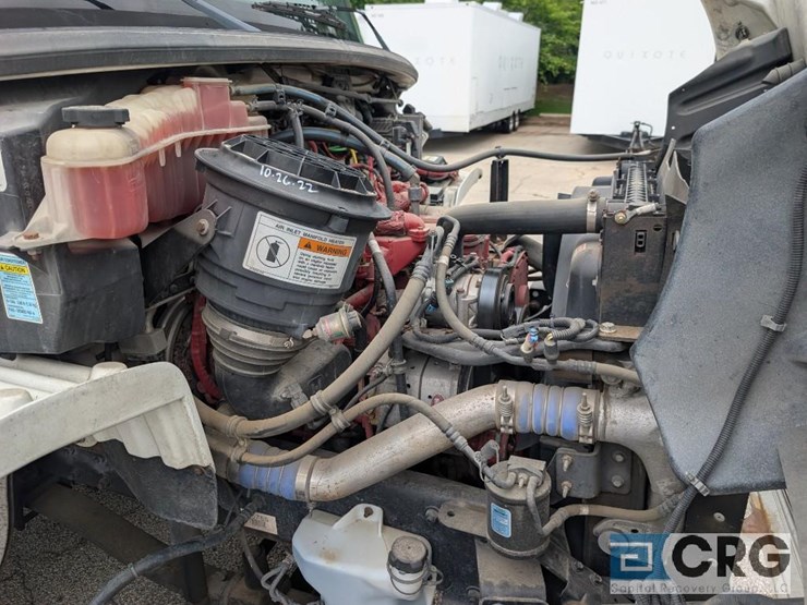 2012-freightliner-m2-stakebed-truck-image-30