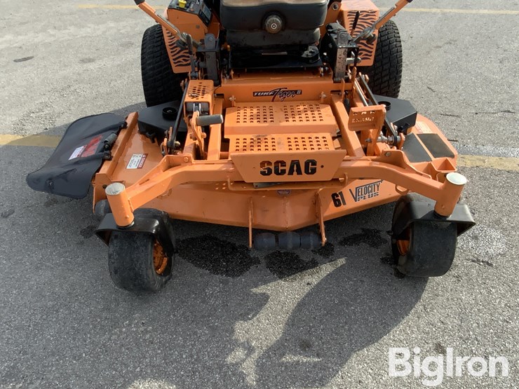 2024-massey-ferguson-730-image-9
