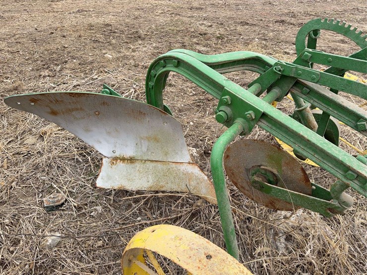 john-deere-one-bottom-plow-image-12