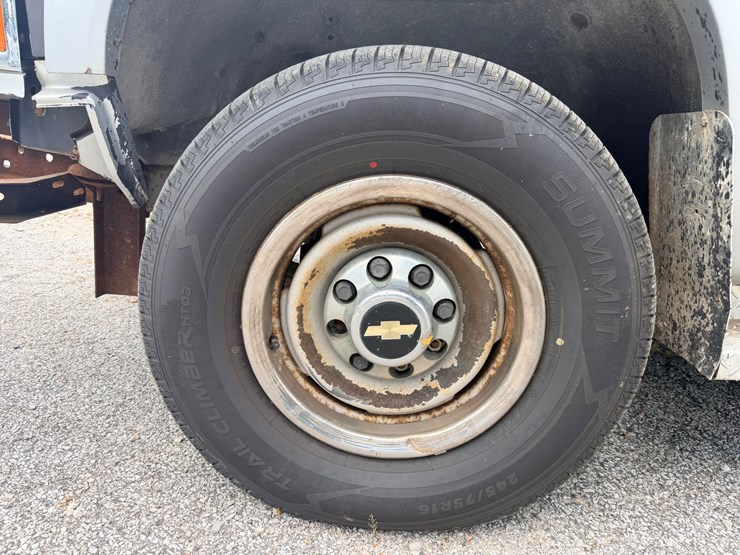 1993-chevrolet-k2500-image-19