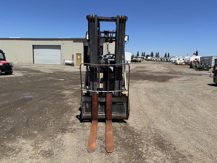 2016-caterpillar-2c6000-image-6