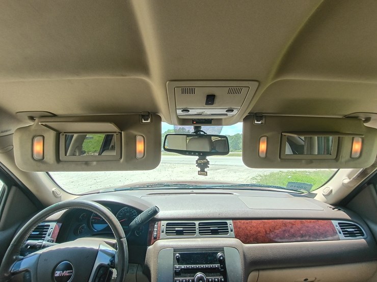 2009-gmc-yukon-xl-image-62