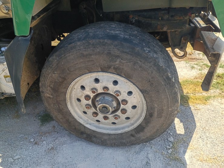 1997-mack-rd688s-image-80