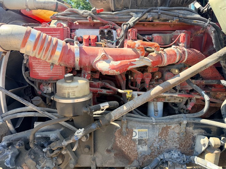 2010-kenworth-t800-image-31