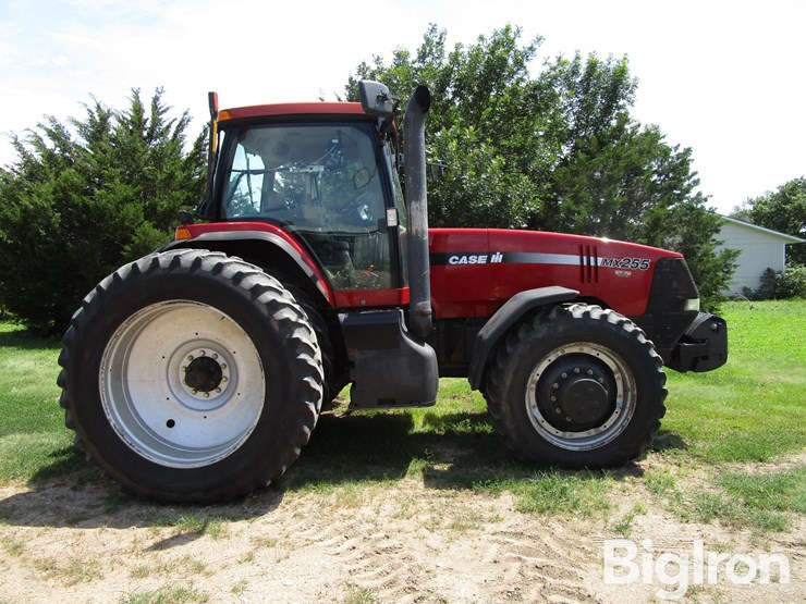 2004-case-ih-mx255-image-4