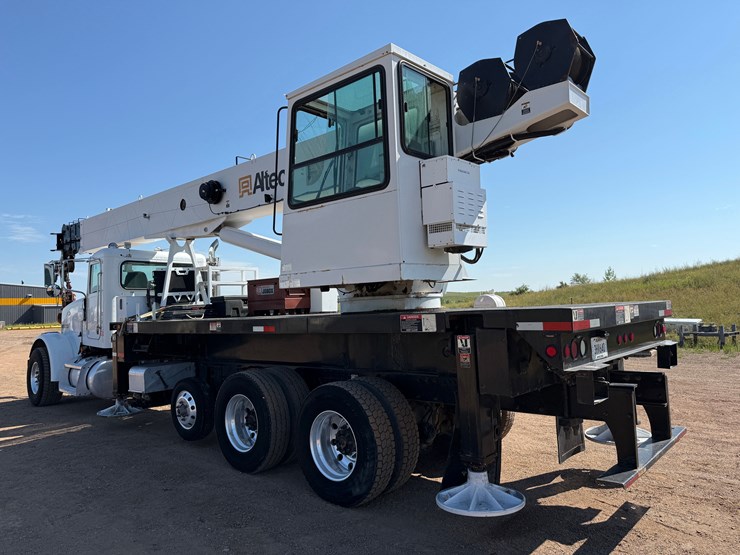2012-peterbilt-367-image-5