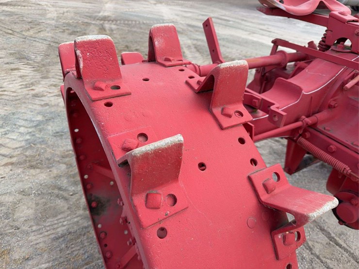 farmall-f-20-image-14