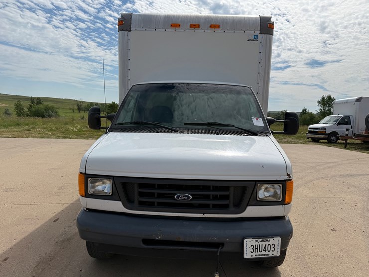 2003-ford-e350-sd-image-3