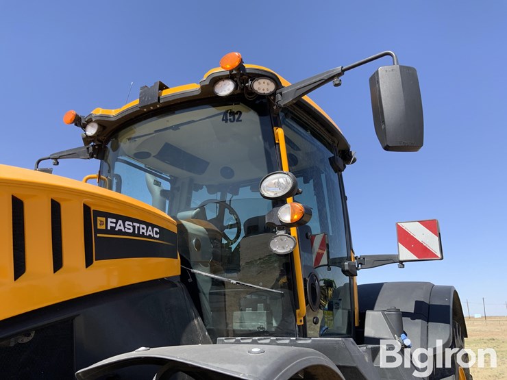 2023-jcb-fastrac-8330t4fcc-4wd-tractor-image-14