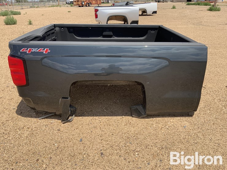 2019-chevrolet-2500-image-4