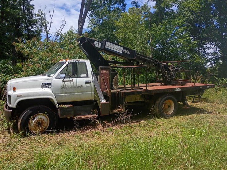 gmc-topkick-image-2