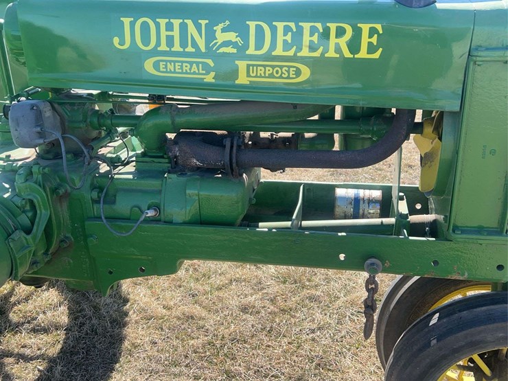 john-deere-model-b-image-21