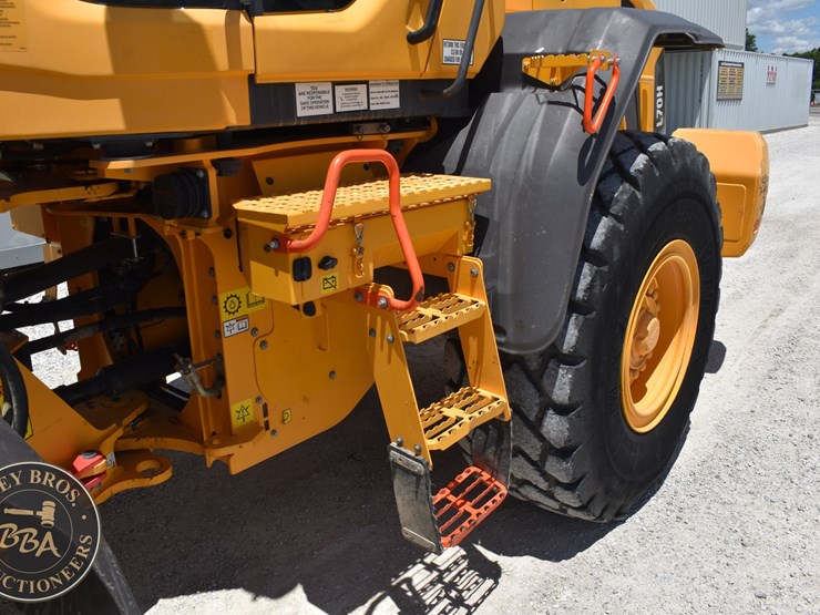 2019-volvo-l70h-image-27