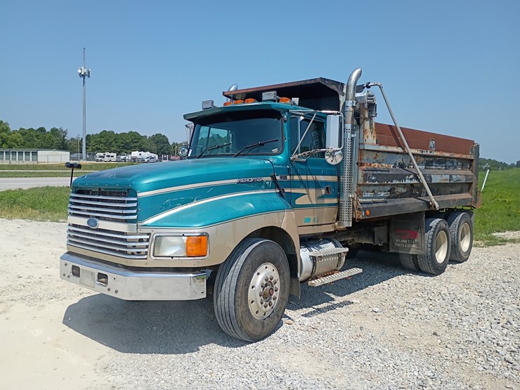 1994-ford-ltla9000-image-1