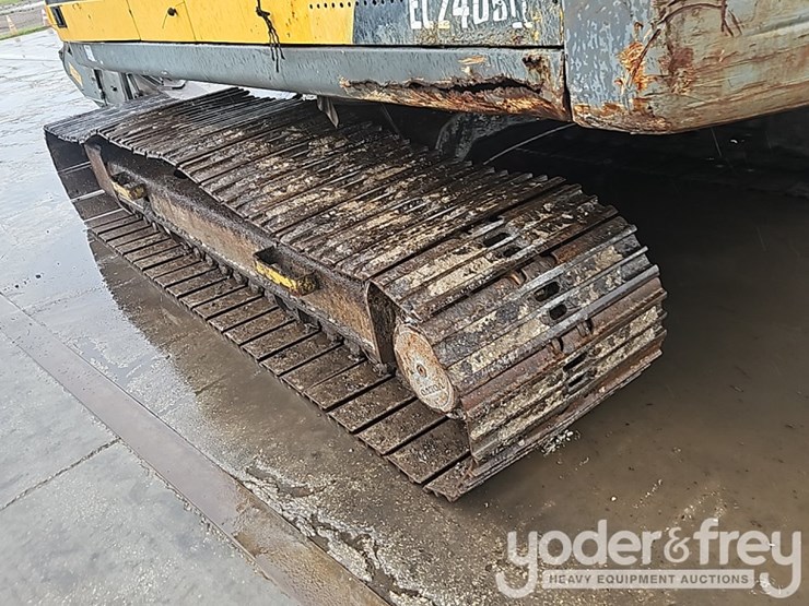 volvo-ec240b-lc-image-27