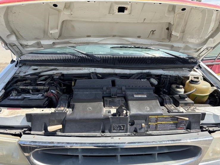 2000-ford-e350-image-9