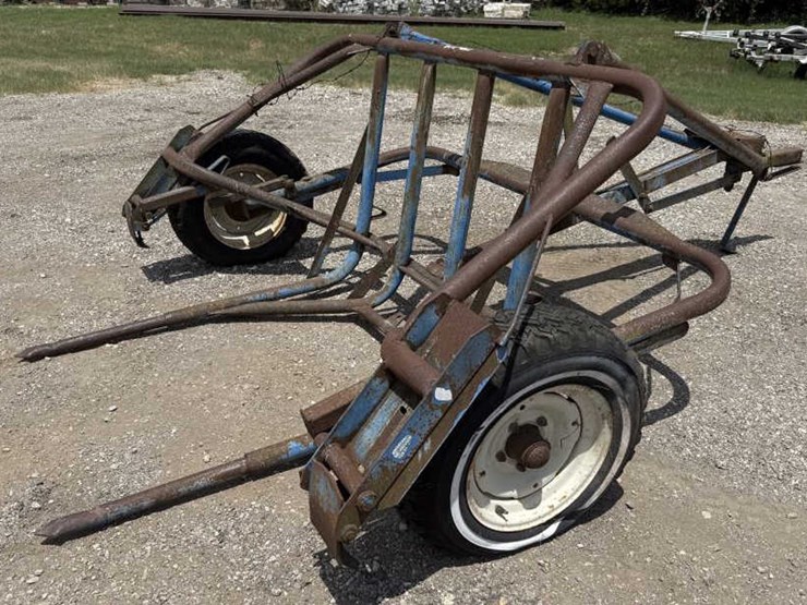 #197-•-hay-dolly-round-bale-mover---tumble-bug-image-1