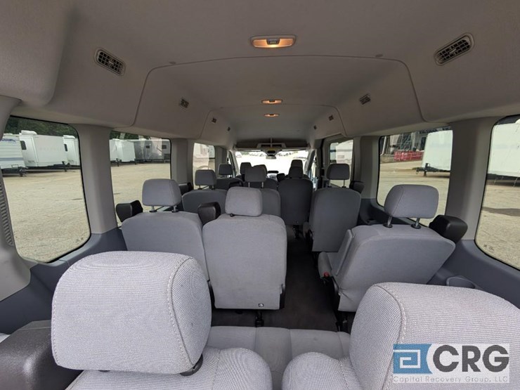 2016-ford-transit-image-20