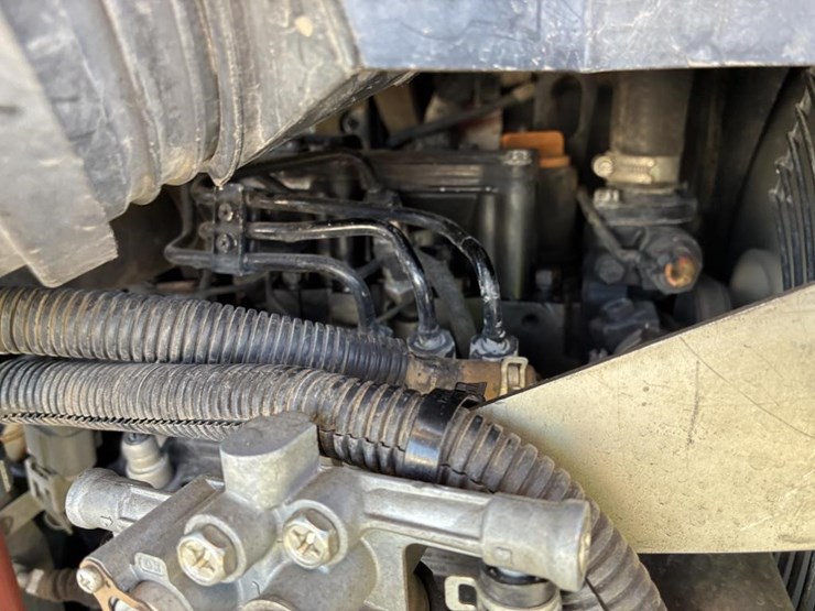 2017-deere-26g-image-17