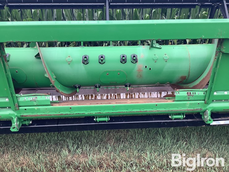 2013-john-deere-630f-image-16