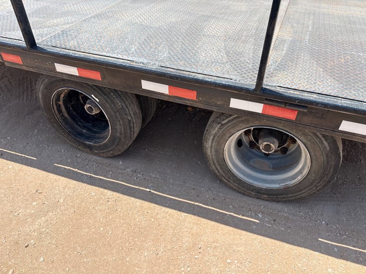 2018-gatormade-20’-x-8’-t/a-gooseneck-chemical-pump-trailer-image-7